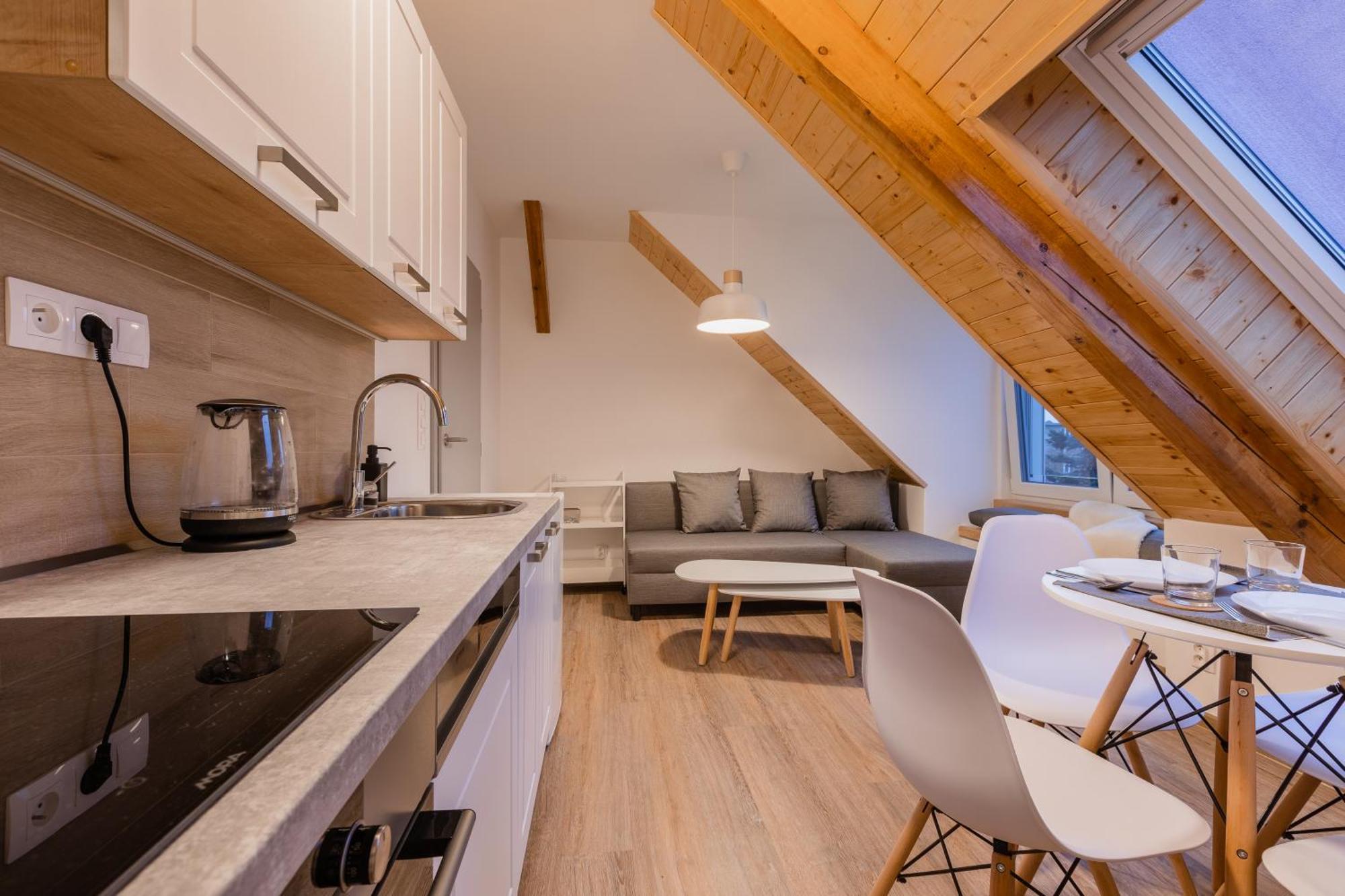 Romanticky Loft Parking U Hlavniho Nadrazi Olomouc Eksteriør billede